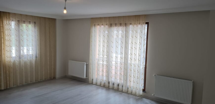 Pelitli Merkez’de 4 ncü Kat Doğalgazlı Kısmi Manzaralı Satılık Daire