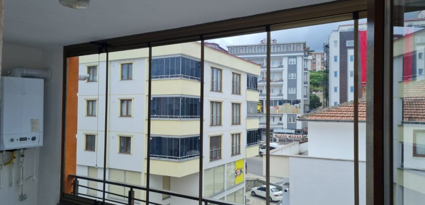 Pelitli Merkez’de 4 ncü Kat Doğalgazlı Kısmi Manzaralı Satılık Daire