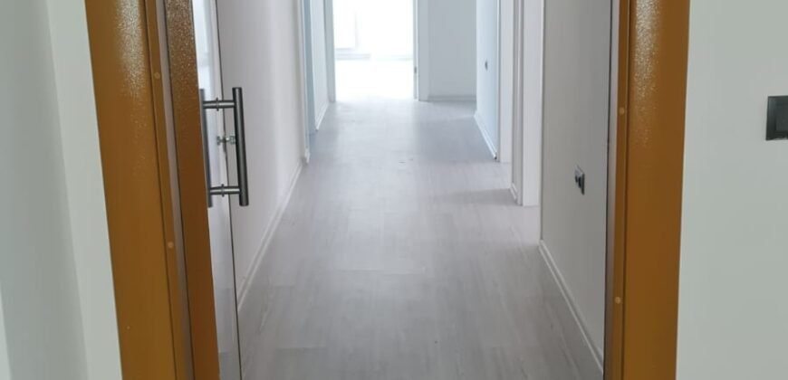 Pelitli Merkez’de 4 ncü Kat Doğalgazlı Kısmi Manzaralı Satılık Daire